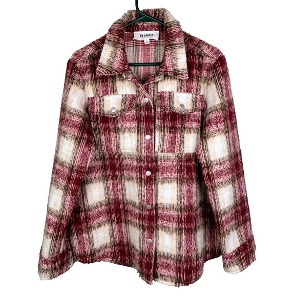 BB Dakota Plaid Shacket Fuzzy Barn Jacket Red Cream Snap Front Lumberjack Coat L - Picture 1 of 11